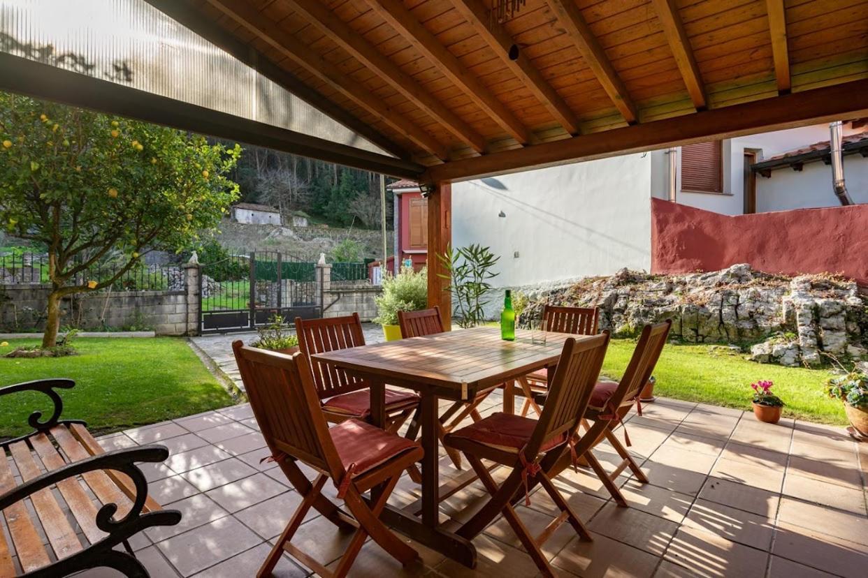 Villa Llanes Asturias à Navés Extérieur photo