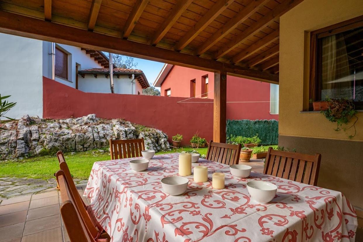 Villa Llanes Asturias à Navés Extérieur photo
