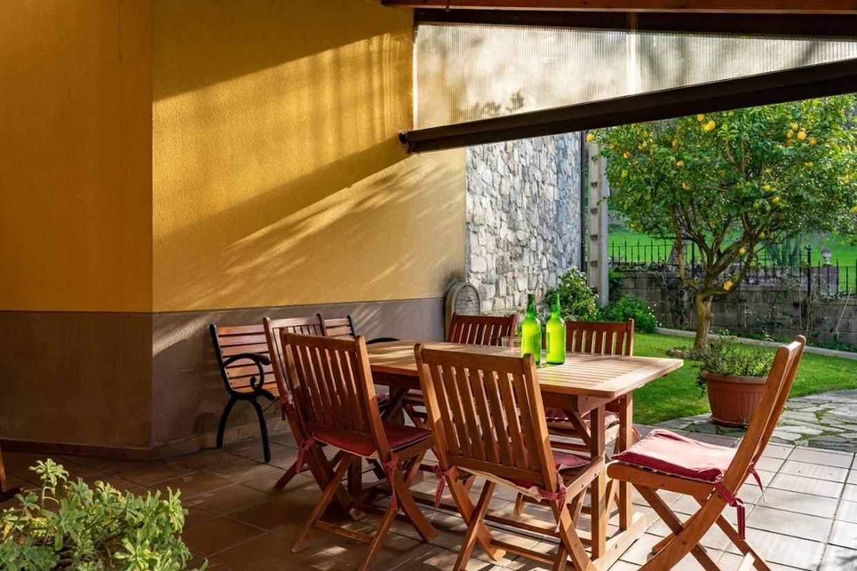 Villa Llanes Asturias à Navés Extérieur photo